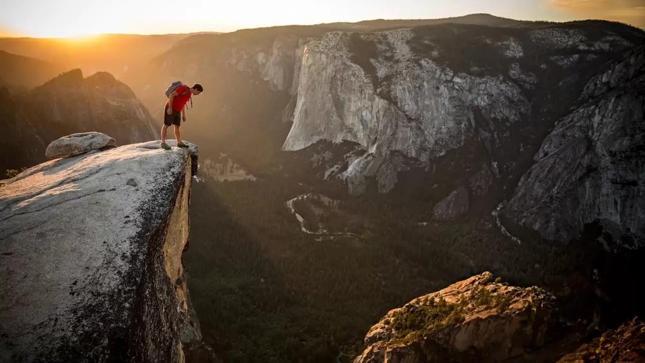 Free Solo Backdrop