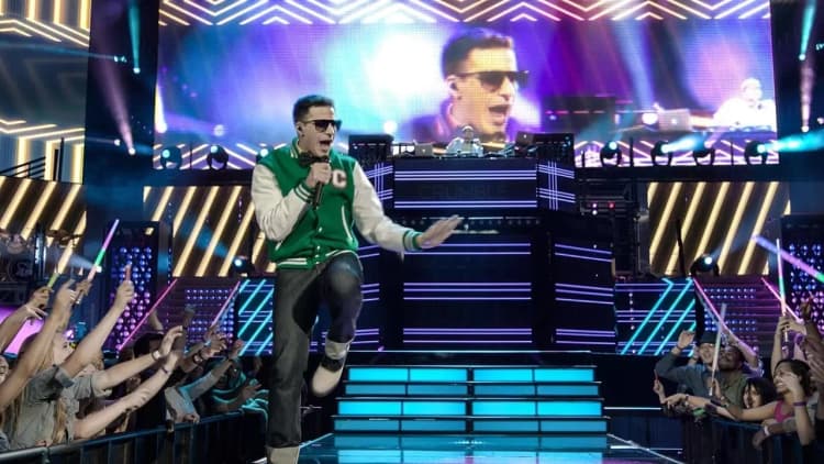Popstar: Never Stop Never Stopping Poster