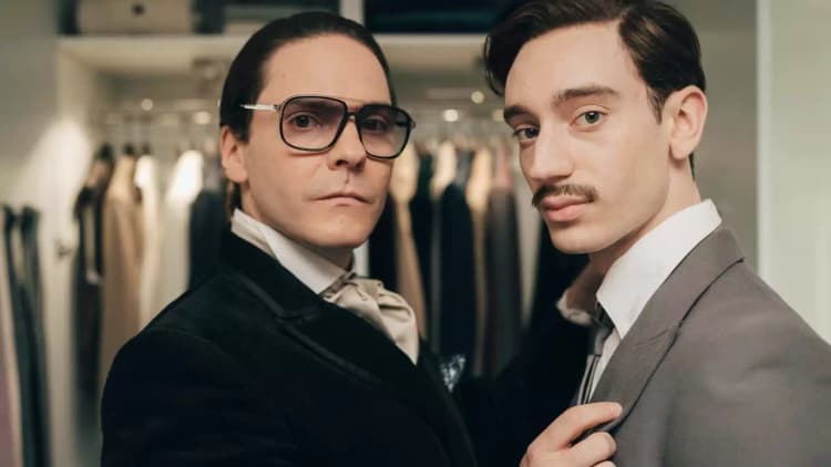 Becoming Karl Lagerfeld Poster