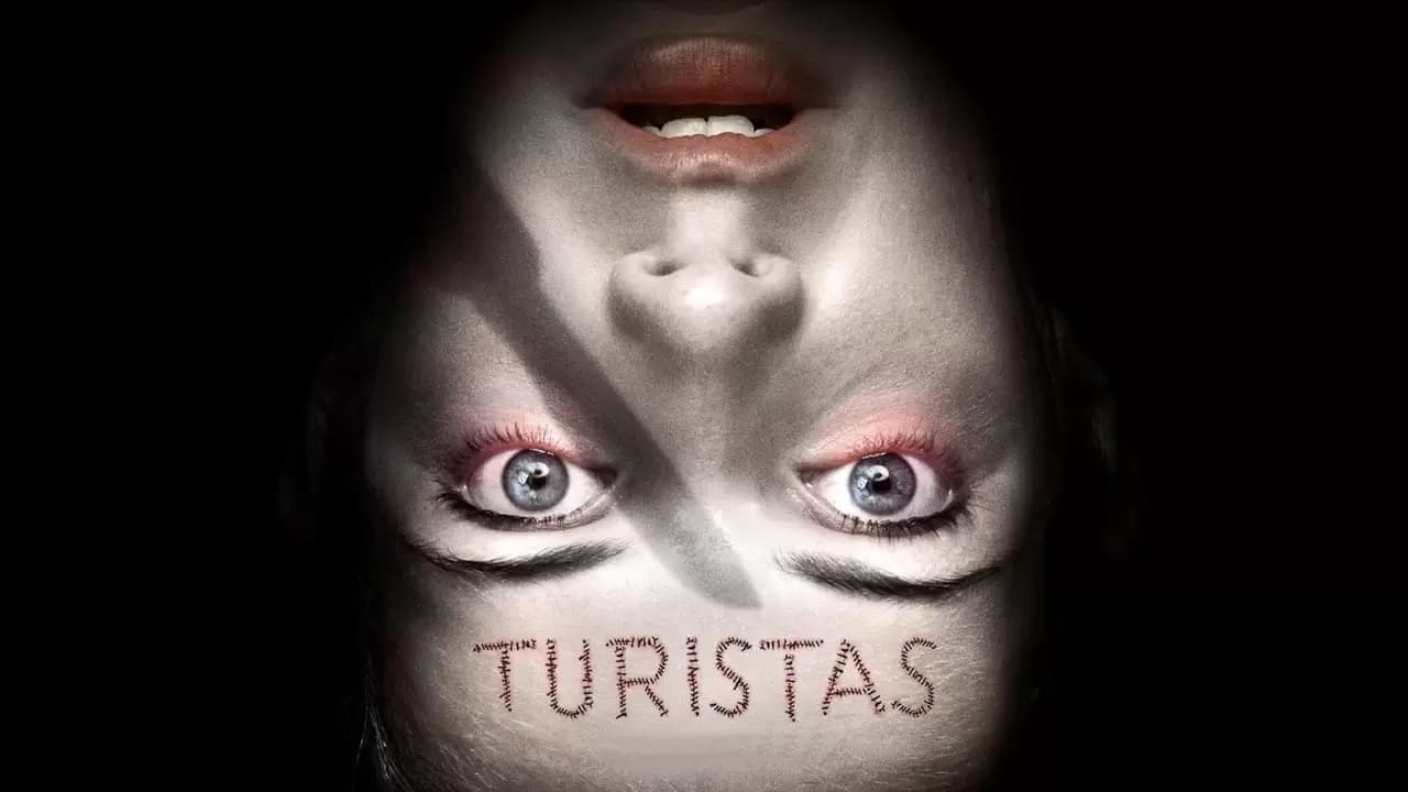 Turistas Backdrop