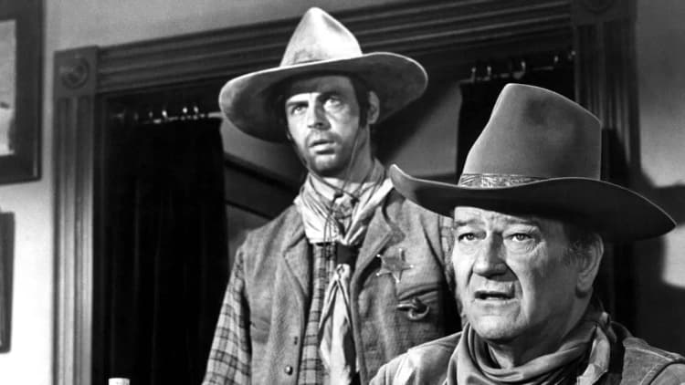 Rio Lobo Poster
