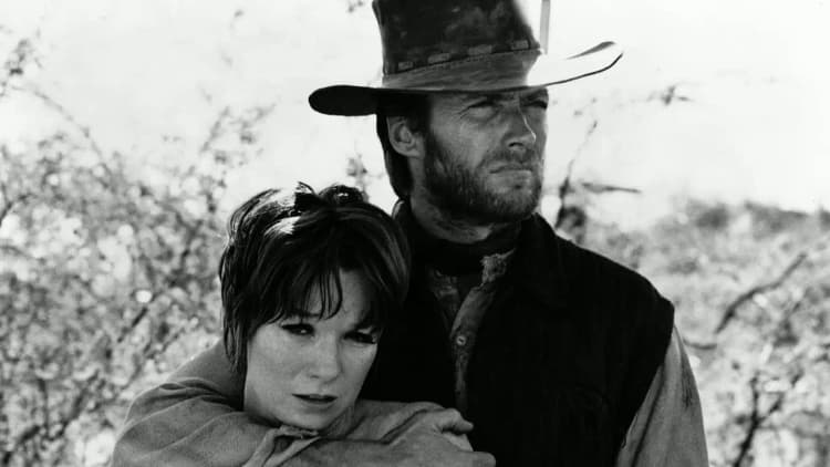 Two Mules for Sister Sara Poster