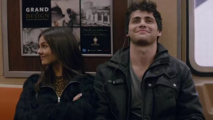 Naomi and Ely's No Kiss List Poster