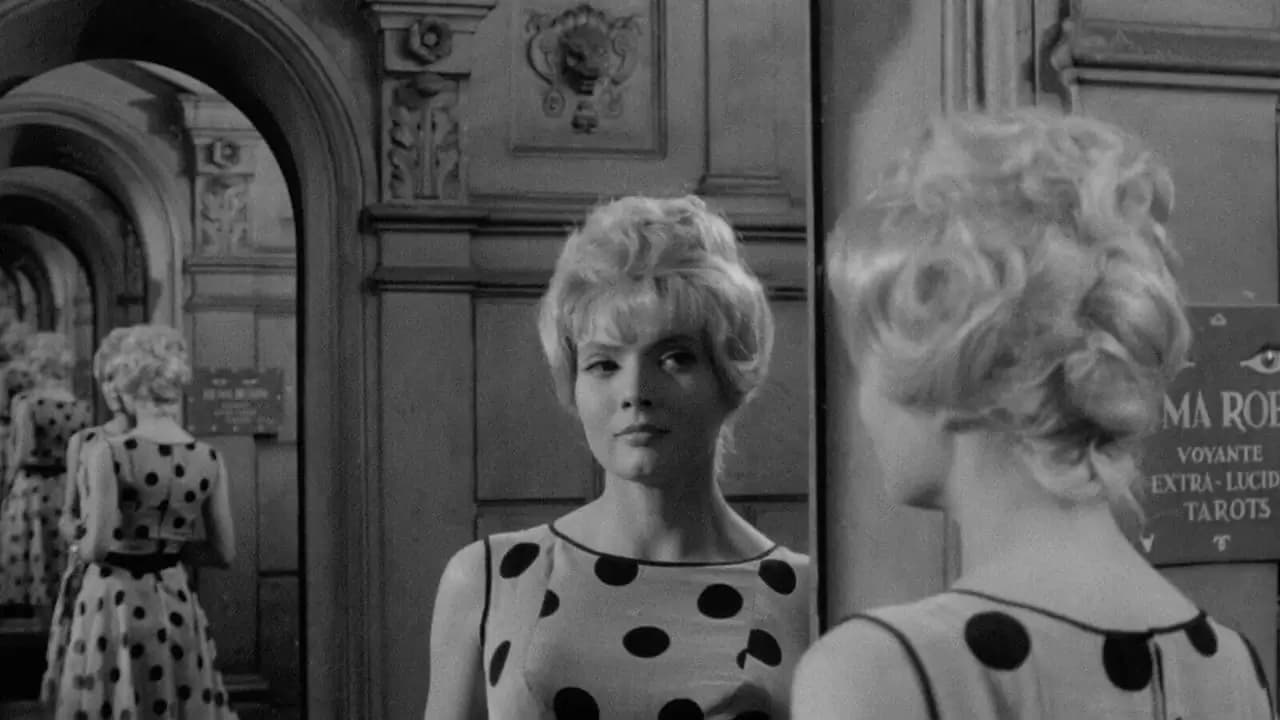Cléo from 5 to 7 Backdrop