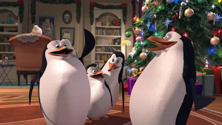 The Madagascar Penguins in a Christmas Caper Poster