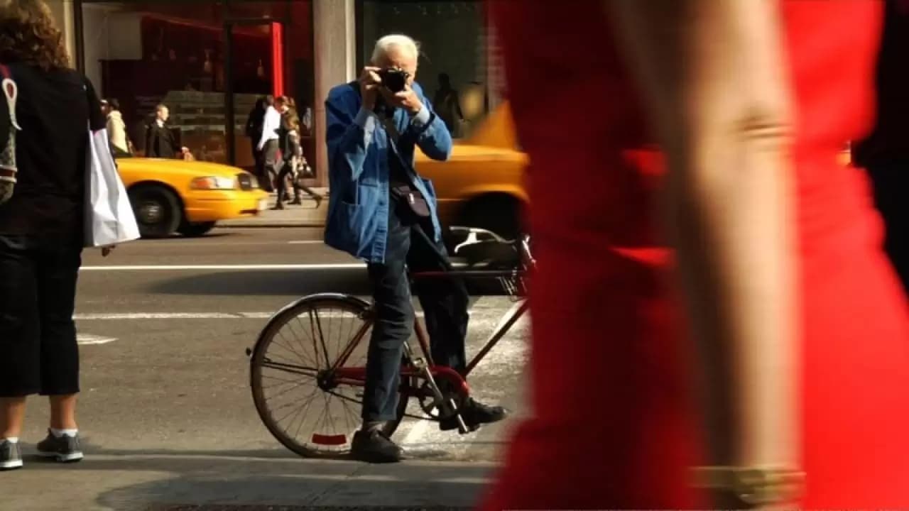 Bill Cunningham: New York Backdrop