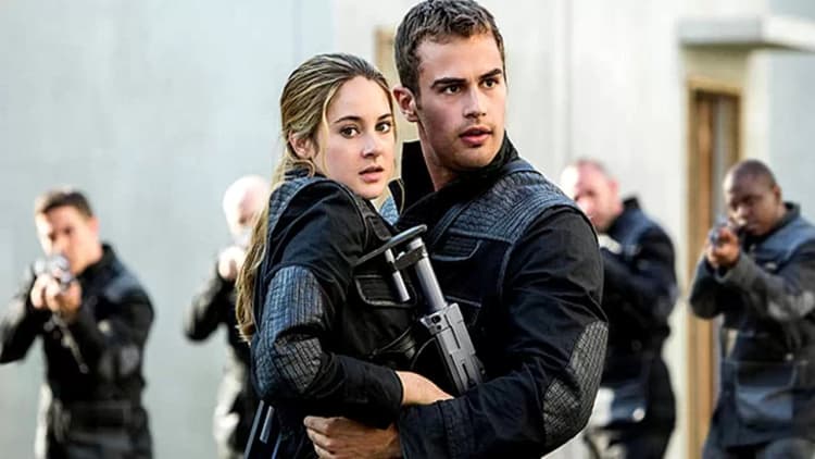 The Divergent Series: Insurgent Poster