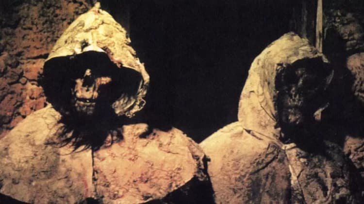 Tombs of the Blind Dead Poster