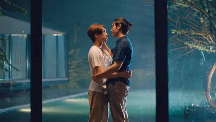 Love in the Air Poster