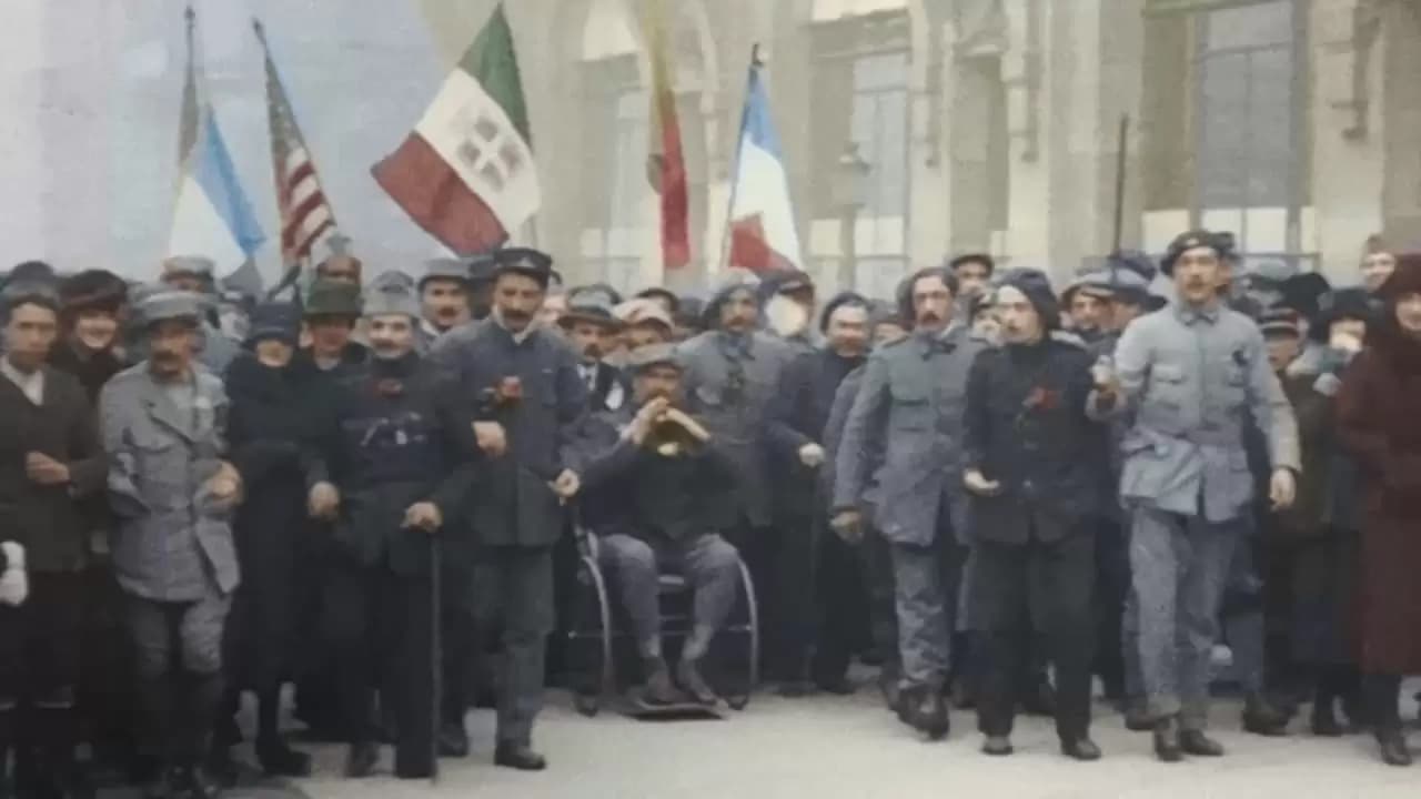 Apocalypse: la paix impossible 1918-1926 Backdrop
