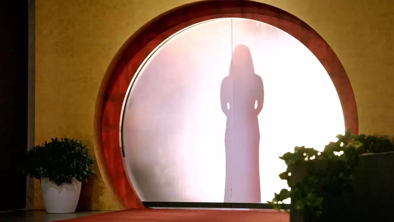 Love Is Blind Backdrop